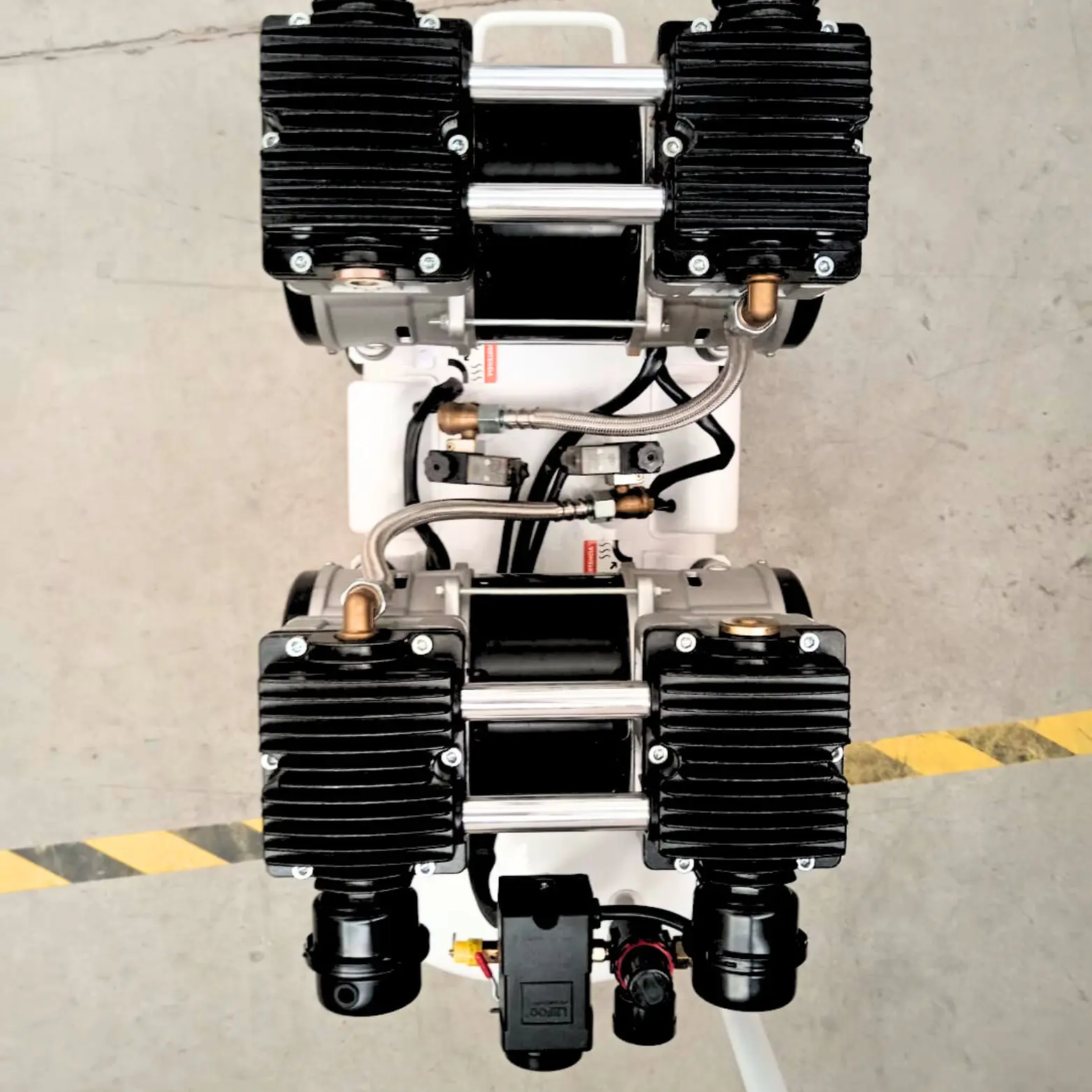 Compresor de Aire QY1100x2-65L 3HP 65Litros